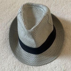 NWT | Banana Republic | Grey and Navy Straw Fedora Size S/M